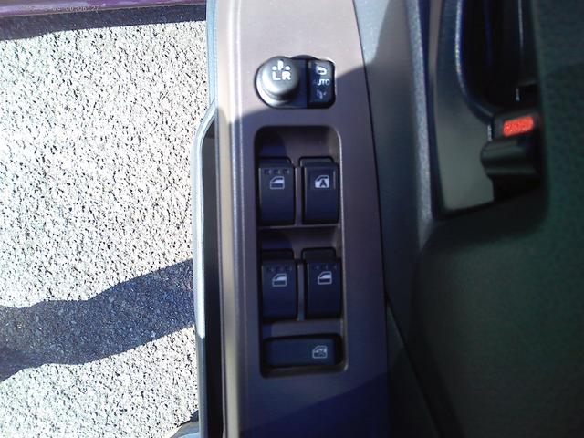 トール X ワンオーナー 左パワースライドドア ナビ TV バックモニター ETC アイドリングストップ プッシュスタート(18枚目)