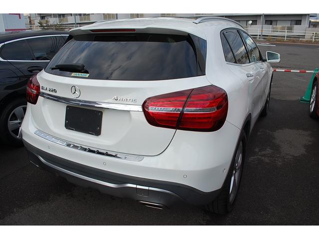 ＧＬＡクラス ＧＬＡ２２０　４マチックプレミアムＰＫＧ　黒革シート・グラスルーフ・純正ナビ・地デジ・Ｂカメラ・セーフティーＰＫＧ・ＡＰＰＩＥ　ＣＡＲ　ＰＩＡＹ（22枚目）