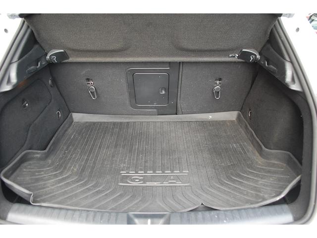 ＧＬＡクラス ＧＬＡ２２０　４マチックプレミアムＰＫＧ　黒革シート・グラスルーフ・純正ナビ・地デジ・Ｂカメラ・セーフティーＰＫＧ・ＡＰＰＩＥ　ＣＡＲ　ＰＩＡＹ（23枚目）