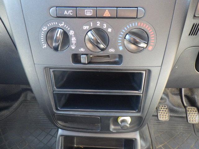 ミラ Ａ　５速ＭＴ　パワステ　パワーウインドウ　ヘッドライトレベライザー　純正ゴムフロアマット（24枚目）