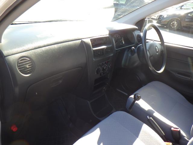 ミラ Ａ　５速ＭＴ　パワステ　パワーウインドウ　ヘッドライトレベライザー　純正ゴムフロアマット（25枚目）