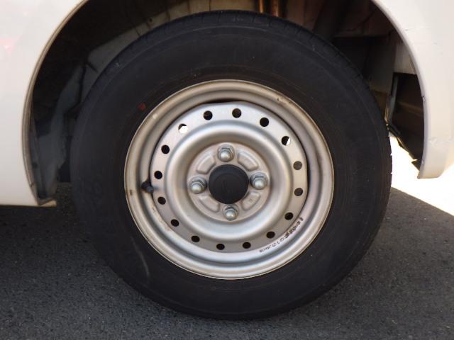 ミラ Ａ　５速ＭＴ　パワステ　パワーウインドウ　ヘッドライトレベライザー　純正ゴムフロアマット（36枚目）