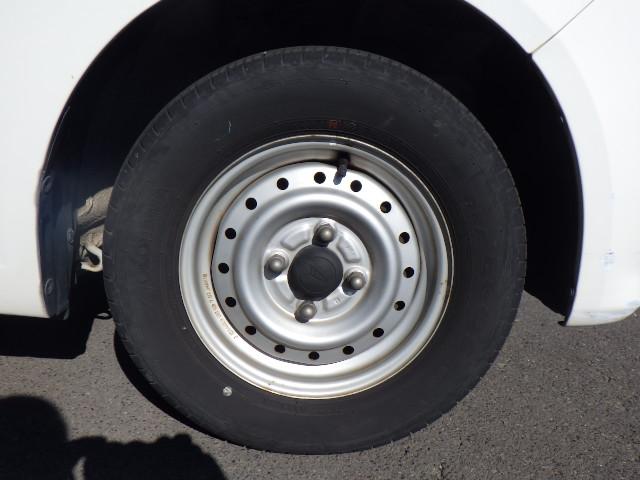 ミラ Ａ　５速ＭＴ　パワステ　パワーウインドウ　ヘッドライトレベライザー　純正ゴムフロアマット（38枚目）