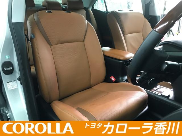 ハイブリッド　Ｚ　試乗車　Ｂモニ　ＡＣ１００Ｖ　イモビライザー　本革シート　記録簿　メモリナビ　オートクルーズコントロール　ミュージックプレイヤー接続可　ワンオーナー　スマートキ－　横滑り防止機能　電動シート　ナビ(50枚目)