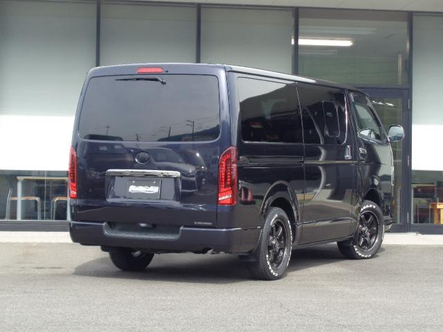 レジアスエースバン スーパーＧＬ　ダークプライム　４ＷＤ・２．８ディーゼルターボ（3枚目）