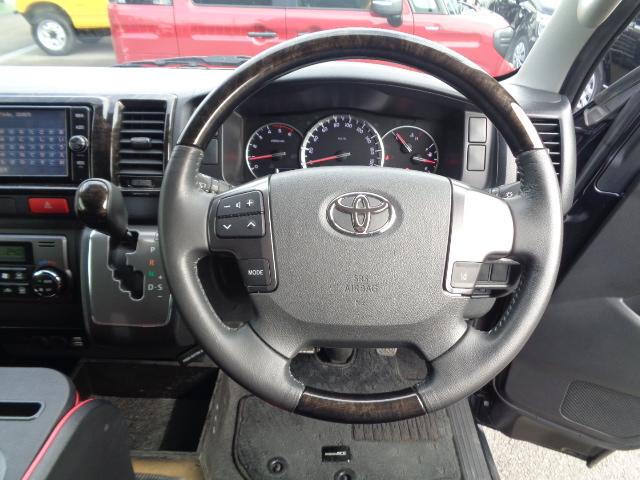 レジアスエースバン スーパーＧＬ　ダークプライム　４ＷＤ・２．８ディーゼルターボ（4枚目）