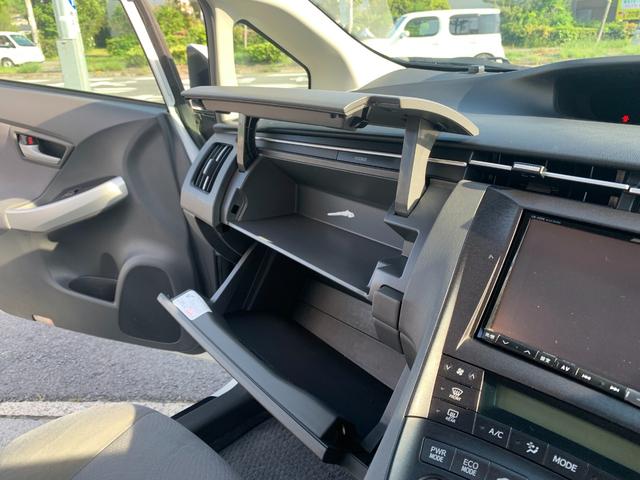 Ｓ　ＥＴＣ　ナビ　アルミホイール　オートライト　ＣＶＴ　スマートキー　アイドリングストップ　電動格納ミラー　盗難防止システム　ＣＤ　衝突安全ボディ　ＡＢＳ　ＥＳＣ　エアコン　パワーステアリング(49枚目)