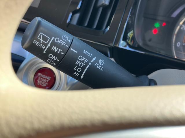 N-WGN G・Aパッケージ バックカメラ 衝突被害軽減システム オートライト HID スマートキー アイドリングストップ 電動格納ミラー ベンチシート CVT 盗難防止システム ABS ESC CD(7枚目)