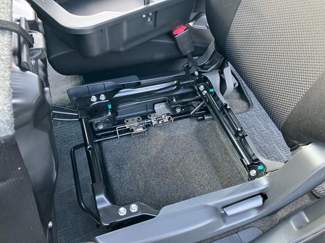 ワゴンＲスティングレー Ｘ　ＥＴＣ　ＨＩＤ　スマートキー　電動格納ミラー　ベンチシート　ＡＴ　盗難防止システム　ＡＢＳ　ＥＳＣ　ＣＤ　アルミホイール　衝突安全ボディ　エアコン　パワーステアリング　パワーウィンドウ（57枚目）