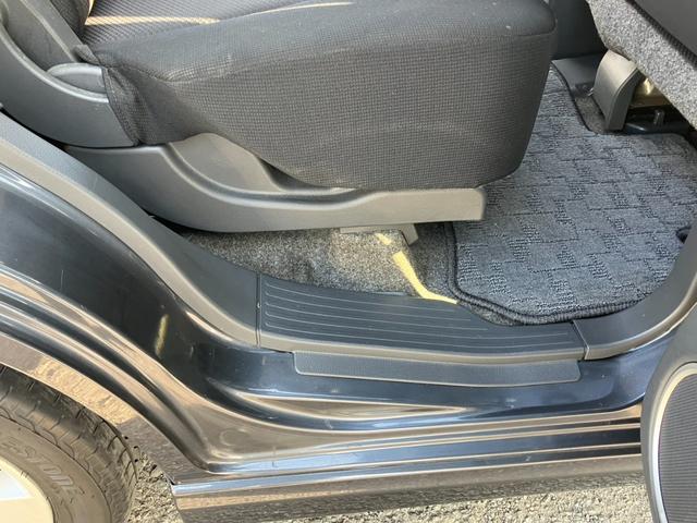 ワゴンＲスティングレー Ｘ　ＥＴＣ　ＨＩＤ　スマートキー　電動格納ミラー　ベンチシート　ＡＴ　盗難防止システム　ＡＢＳ　ＥＳＣ　ＣＤ　アルミホイール　衝突安全ボディ　エアコン　パワーステアリング　パワーウィンドウ（62枚目）