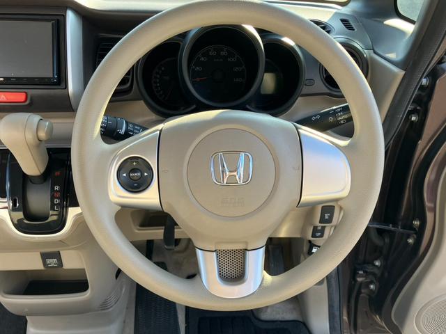 Ｎ－ＢＯＸ Ｇ・Ｌパッケージ　ＥＴＣ　バックカメラ　両側電動スライドドア　ナビ　オートライト　スマートキー　アイドリングストップ　電動格納ミラー　ベンチシート　ＣＶＴ　盗難防止システム　ＡＢＳ　ＥＳＣ（3枚目）