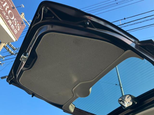 Ｎ－ＢＯＸ Ｇ・Ｌパッケージ　ＥＴＣ　バックカメラ　両側電動スライドドア　ナビ　オートライト　スマートキー　アイドリングストップ　電動格納ミラー　ベンチシート　ＣＶＴ　盗難防止システム　ＡＢＳ　ＥＳＣ（42枚目）