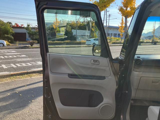 Ｎ－ＢＯＸ Ｇ・Ｌパッケージ　ＥＴＣ　バックカメラ　両側電動スライドドア　ナビ　オートライト　スマートキー　アイドリングストップ　電動格納ミラー　ベンチシート　ＣＶＴ　盗難防止システム　ＡＢＳ　ＥＳＣ（65枚目）