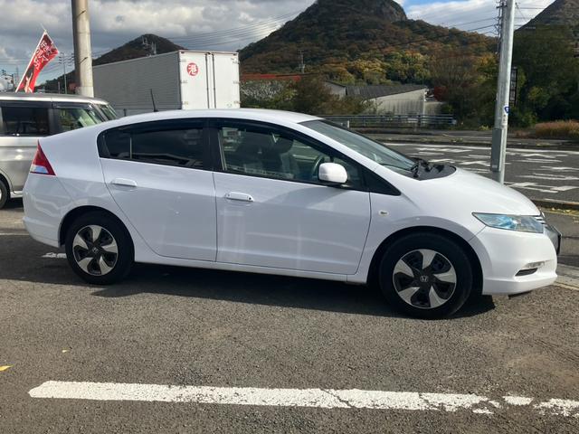 インサイト G ETC バックカメラ ナビ オートライト CVT スマートキー 電動格納ミラー 盗難防止システム ミュージックプレイヤー接続可 衝突安全ボディ ABS エアコン パワーステアリング パワーウィンドウ(18枚目)
