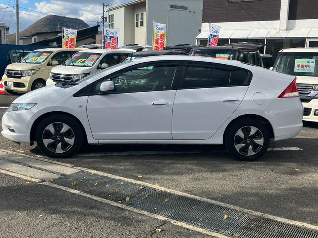 インサイト G ETC バックカメラ ナビ オートライト CVT スマートキー 電動格納ミラー 盗難防止システム ミュージックプレイヤー接続可 衝突安全ボディ ABS エアコン パワーステアリング パワーウィンドウ(21枚目)