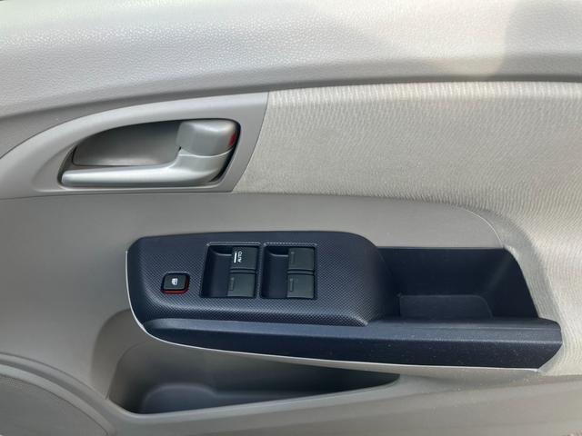 インサイト G ETC バックカメラ ナビ オートライト CVT スマートキー 電動格納ミラー 盗難防止システム ミュージックプレイヤー接続可 衝突安全ボディ ABS エアコン パワーステアリング パワーウィンドウ(46枚目)