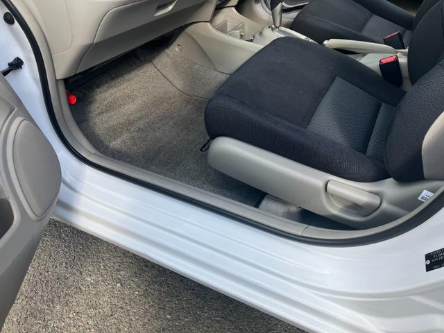 インサイト G ETC バックカメラ ナビ オートライト CVT スマートキー 電動格納ミラー 盗難防止システム ミュージックプレイヤー接続可 衝突安全ボディ ABS エアコン パワーステアリング パワーウィンドウ(54枚目)