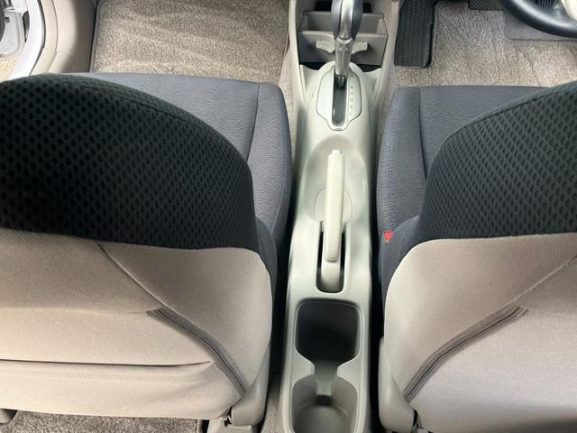 インサイト G ETC バックカメラ ナビ オートライト CVT スマートキー 電動格納ミラー 盗難防止システム ミュージックプレイヤー接続可 衝突安全ボディ ABS エアコン パワーステアリング パワーウィンドウ(59枚目)