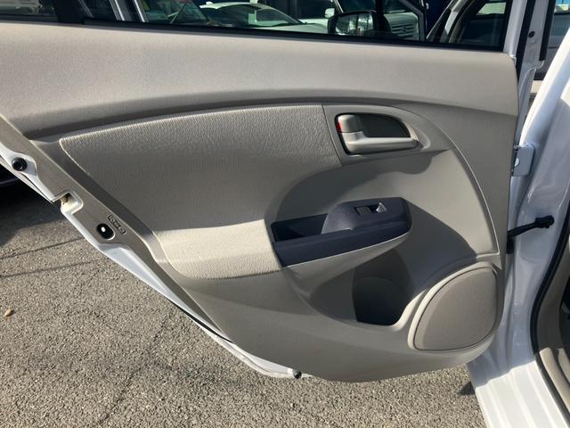 インサイト G ETC バックカメラ ナビ オートライト CVT スマートキー 電動格納ミラー 盗難防止システム ミュージックプレイヤー接続可 衝突安全ボディ ABS エアコン パワーステアリング パワーウィンドウ(67枚目)