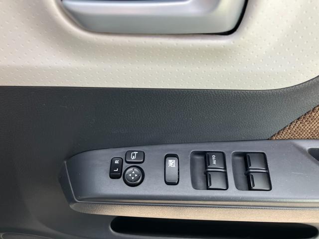 モコ X ETC ナビ スマートキー 電動格納ミラー ベンチシート CVT 盗難防止システム ABS 衝突安全ボディ エアコン パワーステアリング(10枚目)