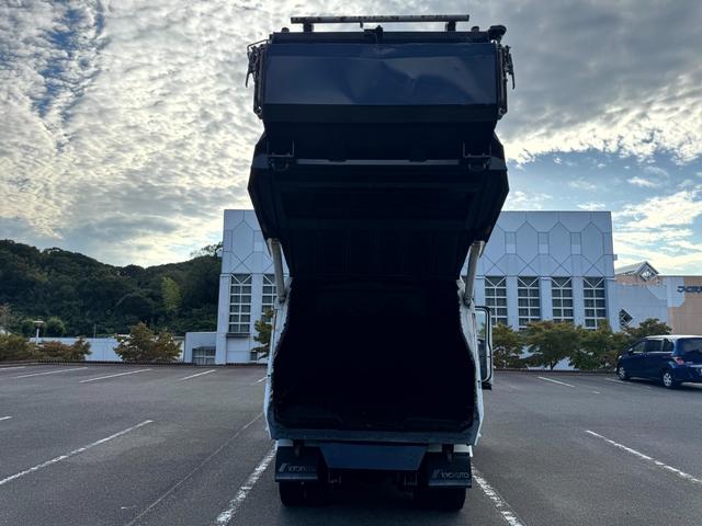 エルフトラック  2t 塵芥車(極東開発)プレス 4.2リュウベ(18枚目)