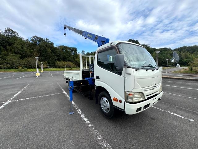 デュトロ 　３ｔ　標準ロング　２．６ｔ吊４段フックイン・ラジコン・クレーン　　　荷台内寸：長３５００ｍｍ、幅１７８０ｍｍ（18枚目）
