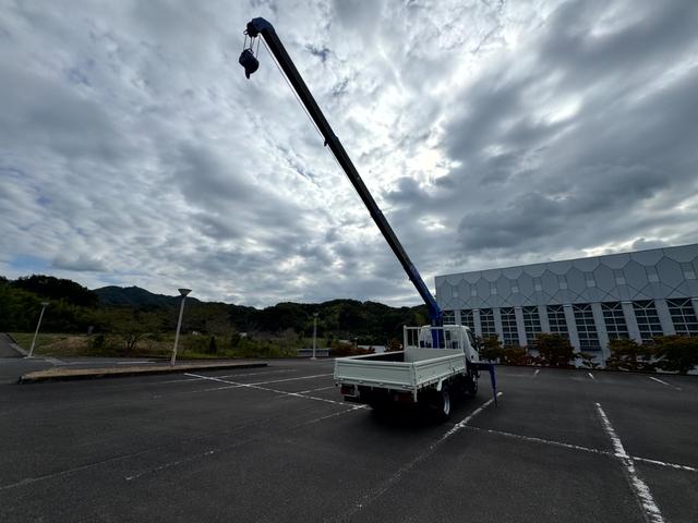 デュトロ 　３ｔ　標準ロング　２．６ｔ吊４段フックイン・ラジコン・クレーン　　　荷台内寸：長３５００ｍｍ、幅１７８０ｍｍ（22枚目）