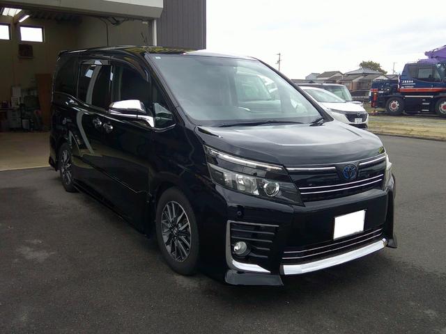 ヴォクシー ＺＳ　煌　ナビ　フリップダウンモニター　ＴＶ　Ｂｌｕｅｔｏｏｔｈ　バックカメラ　前後ドライブレコーダー　　ＥＴＣ　ローダウンサス（10枚目）