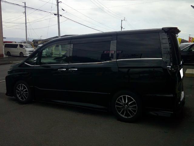 ヴォクシー ＺＳ　煌　ナビ　フリップダウンモニター　ＴＶ　Ｂｌｕｅｔｏｏｔｈ　バックカメラ　前後ドライブレコーダー　　ＥＴＣ　ローダウンサス（13枚目）