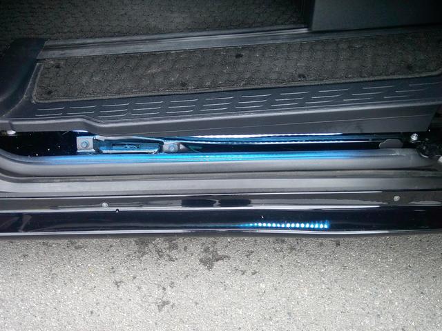 ヴォクシー ＺＳ　煌　ナビ　フリップダウンモニター　ＴＶ　Ｂｌｕｅｔｏｏｔｈ　バックカメラ　前後ドライブレコーダー　　ＥＴＣ　ローダウンサス（31枚目）