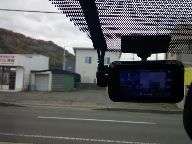 ヴォクシー ＺＳ　煌　ナビ　フリップダウンモニター　ＴＶ　Ｂｌｕｅｔｏｏｔｈ　バックカメラ　前後ドライブレコーダー　　ＥＴＣ　ローダウンサス（56枚目）