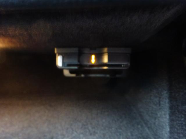 SL SL350 マジックスカイルーフ ロワリングキット 純正ナビ バックカメラ ETC ドラレコ 黒革パワーシート(14枚目)