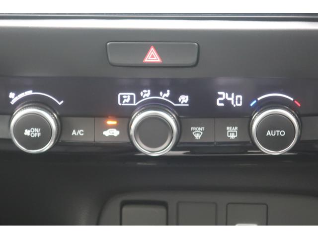 フィット ｅ：ＨＥＶホーム　当店社用車前後ドライブレコーダー前後９インチメモリーナビフルセグＴＶバックカメラ前後パーキングセンサー禁煙サイドエアバックＥＴＣ車載器スマートキー（15枚目）