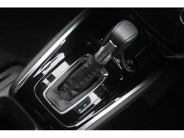 ヴェゼル ｅ：ＨＥＶＺ　当店試乗車前後ドライブレコーダー９インチメモリーナビ前後パーキングセンサーリアパワーゲートバックカメラブラインドスポットインフォメーションサイドエアバックＥＴＣ車載器スマートキー（12枚目）