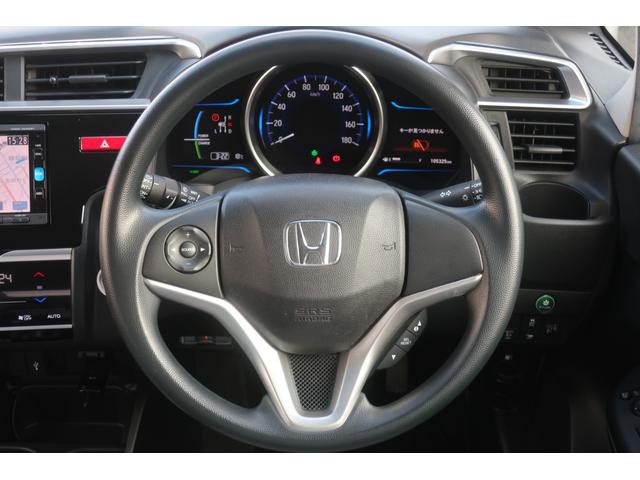 フィットハイブリッド Fパッケージ 禁煙前側ドライブレコーダーメモリーナビフルセグTVバックカメラサイドエアバックオートリトラミラーETC車載器スマートキーフルオートエアコン(16枚目)