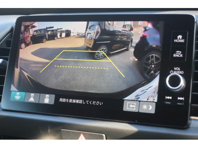 フィット ｅ：ＨＥＶホーム　当社社用車禁煙９インチメモリーナビフルセグＴＶバックカメラ前後パーキングセンサーサイドエアバックＥＴＣ車載器２．０スマートキーＬＥＤヘッドライト（6枚目）