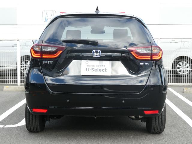 フィット ｅ：ＨＥＶホーム　当社社用車禁煙９インチメモリーナビフルセグＴＶバックカメラ前後パーキングセンサーサイドエアバックＥＴＣ車載器２．０スマートキーＬＥＤヘッドライト（8枚目）