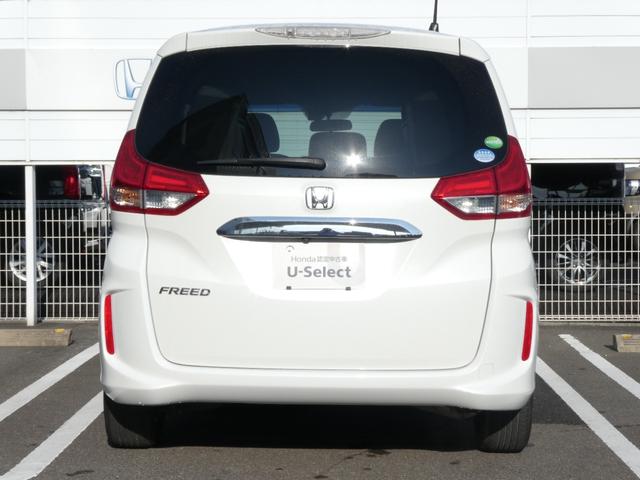 フリード Ｇ・ホンダセンシング　ギャザズメモリーナビフルセグ　両側電動スライドドア　ＥＴＣコンフォートビューパッケージ　２列目ベンチシート７人乗　スマートキー　センターテーブル　Ｃパッケージ（7枚目）