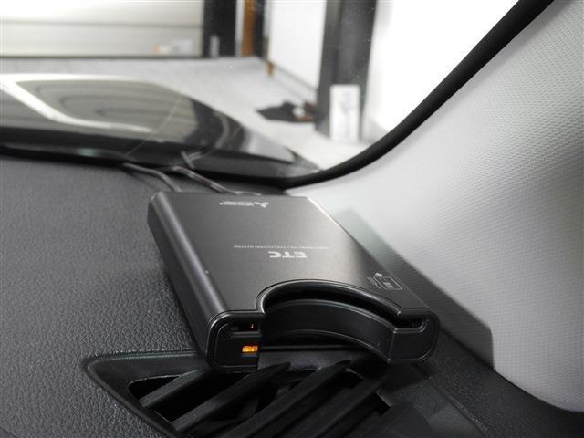 Z スマートアシスト 4WD 社外SDナビ・TV・CD・DVD・Bluetooth LEDヘッドライト LEDフォグ シートヒーター クリアランスソナー ETC レーダークルーズコントロール USBポート(25枚目)