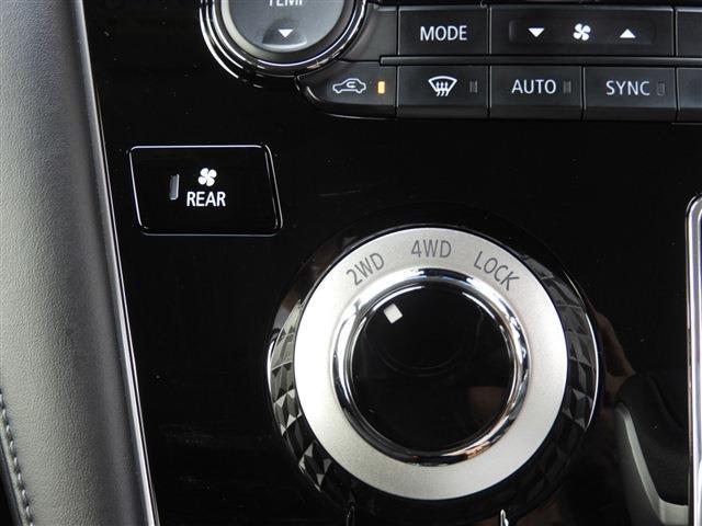 デリカＤ：５ Ｐ　４ＷＤ　社外１０．１インチナビＴＶ　ＤＶＤ　Ｂｌｕｅｔｏｏｔｈ　全周囲カメラ　両側パワースライドドア　パワーシート　シートヒーター　ＬＥＤヘッドライト／フォグ　ＥＴＣ　ブラインドスポットモニター（23枚目）