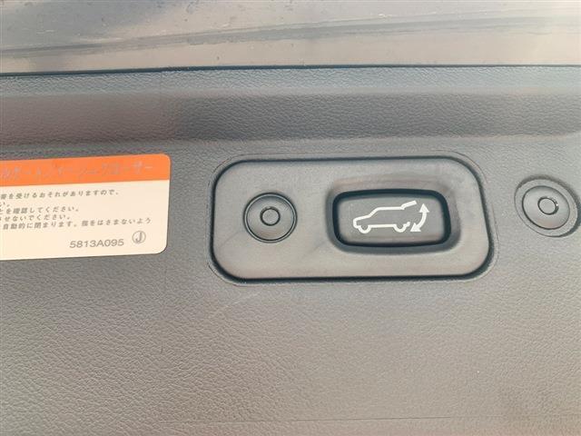 デリカＤ：５ Ｐ　社外１０．１インチナビ　ＴＶ　ＣＤ　ＤＶＤ　Ｂｌｕｅｔｏｏｔｈ　全周囲カメラ　両側パワースライドドア　パワーシート　シートヒーター　ＬＥＤヘッドライト　ＬＥＤフォグ　ＥＴＣ　パワーバックドア　４ＷＤ（13枚目）