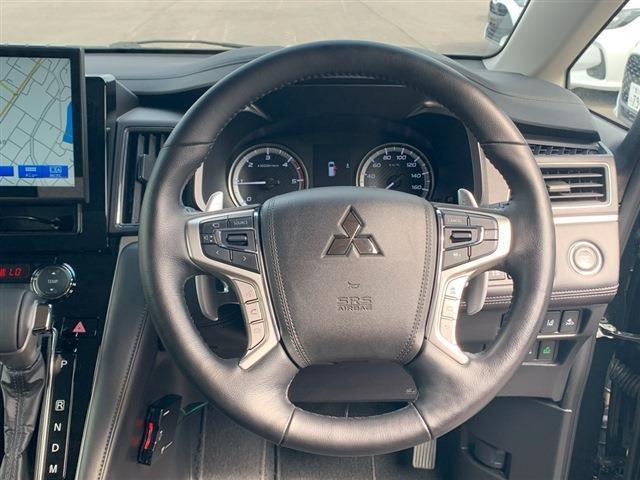 デリカＤ：５ Ｐ　社外１０．１インチナビ　ＴＶ　ＣＤ　ＤＶＤ　Ｂｌｕｅｔｏｏｔｈ　全周囲カメラ　両側パワースライドドア　パワーシート　シートヒーター　ＬＥＤヘッドライト　ＬＥＤフォグ　ＥＴＣ　パワーバックドア　４ＷＤ（21枚目）