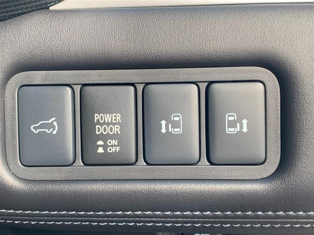 デリカＤ：５ Ｐ　社外１０．１インチナビ　ＴＶ　ＣＤ　ＤＶＤ　Ｂｌｕｅｔｏｏｔｈ　全周囲カメラ　両側パワースライドドア　パワーシート　シートヒーター　ＬＥＤヘッドライト　ＬＥＤフォグ　ＥＴＣ　パワーバックドア　４ＷＤ（28枚目）