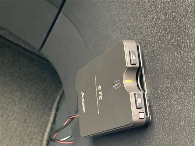 セレナ ２０Ｓ　社外７インチナビ　Ｂｌｕｅｔｏｏｔｈ　全周囲カメラ　左側パワースライドドア　ＥＴＣ　クリアランスソナー　ステアリングスイッチ　電動格納ミラー　スマートキー　スペアキー　フロアマット（25枚目）