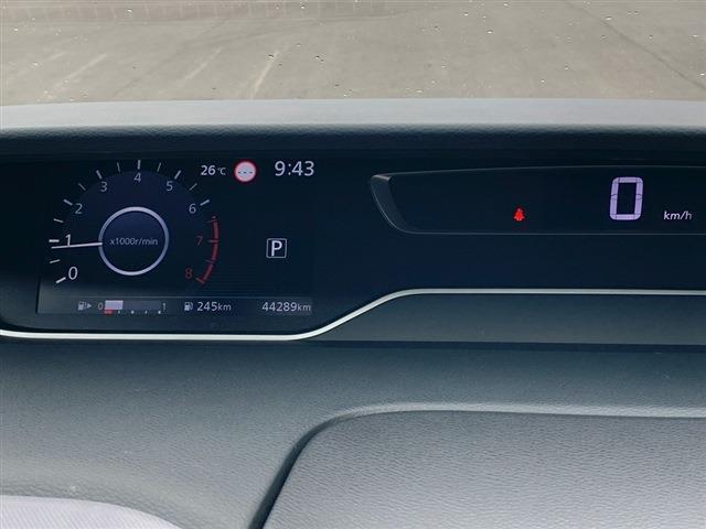 セレナ ２０Ｓ　社外７インチナビ　Ｂｌｕｅｔｏｏｔｈ　全周囲カメラ　左側パワースライドドア　ＥＴＣ　クリアランスソナー　ステアリングスイッチ　電動格納ミラー　スマートキー　スペアキー　フロアマット（30枚目）