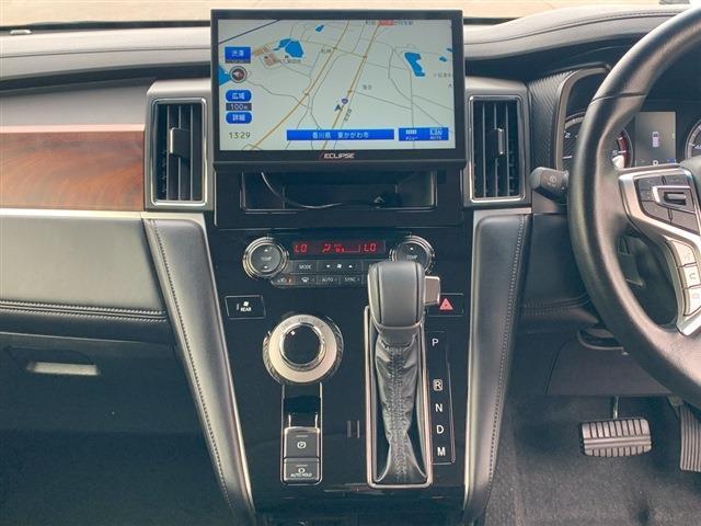 デリカＤ：５ Ｐ　社外１０．１インチナビ　ＴＶ　ＣＤ　ＤＶＤ　Ｂｌｕｅｔｏｏｔｈ　全周囲カメラ　両側パワースライドドア　パワーシート　シートヒーター　ＬＥＤヘッドライト　ＬＥＤフォグ　ＥＴＣ　パワーバックドア　４ＷＤ（22枚目）