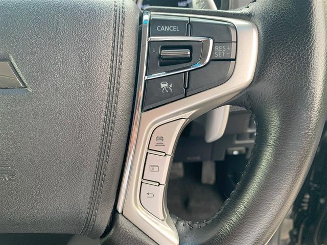デリカＤ：５ Ｐ　社外１０．１インチナビ　ＴＶ　ＣＤ　ＤＶＤ　Ｂｌｕｅｔｏｏｔｈ　全周囲カメラ　両側パワースライドドア　パワーシート　シートヒーター　ＬＥＤヘッドライト　ＬＥＤフォグ　ＥＴＣ　パワーバックドア　４ＷＤ（28枚目）