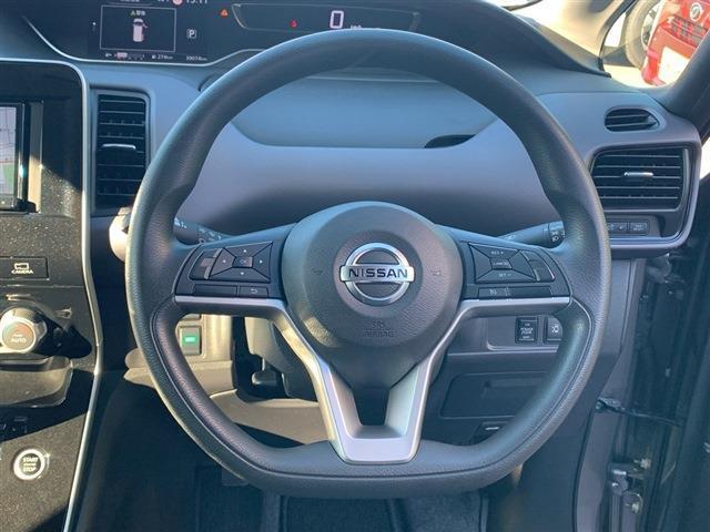 セレナ ２０Ｓ　社外７インチナビ　ＣＤ　ＤＶＤ　Ｂｌｕｅｔｏｏｔｈ　全周囲カメラ　左側パワースライドドア　ＥＴＣ　クリアランスソナー　ステアリングスイッチ　クルーズコントロール　電動格納ミラー　スマートキー（19枚目）