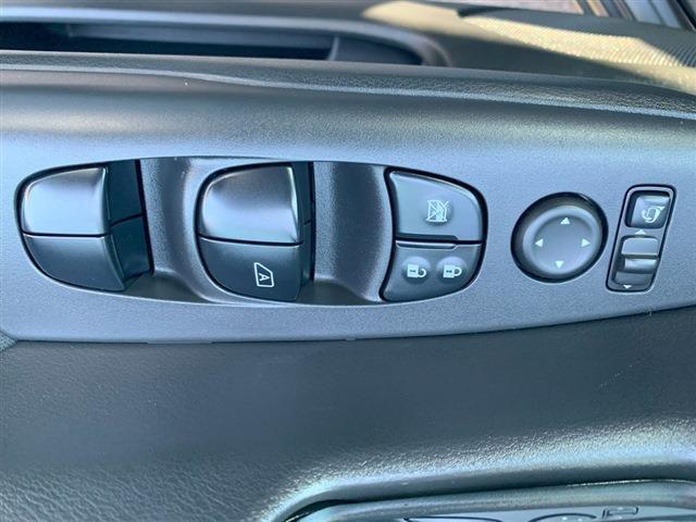 セレナ ２０Ｓ　社外７インチナビ　ＣＤ　ＤＶＤ　Ｂｌｕｅｔｏｏｔｈ　全周囲カメラ　左側パワースライドドア　ＥＴＣ　クリアランスソナー　ステアリングスイッチ　クルーズコントロール　電動格納ミラー　スマートキー（34枚目）