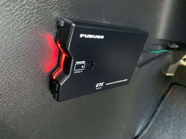 デリカＤ：５ Ｐ　社外１０．１インチナビ　ＴＶ　Ｂｌｕｅｔｏｏｔｈ　全周囲カメラ　両側パワースライドドア　パワーシート　シートヒーター　ＬＥＤヘッドライト／フォグ　ＥＴＣ　パワーバックドア　ブラインドスポットモニター（25枚目）